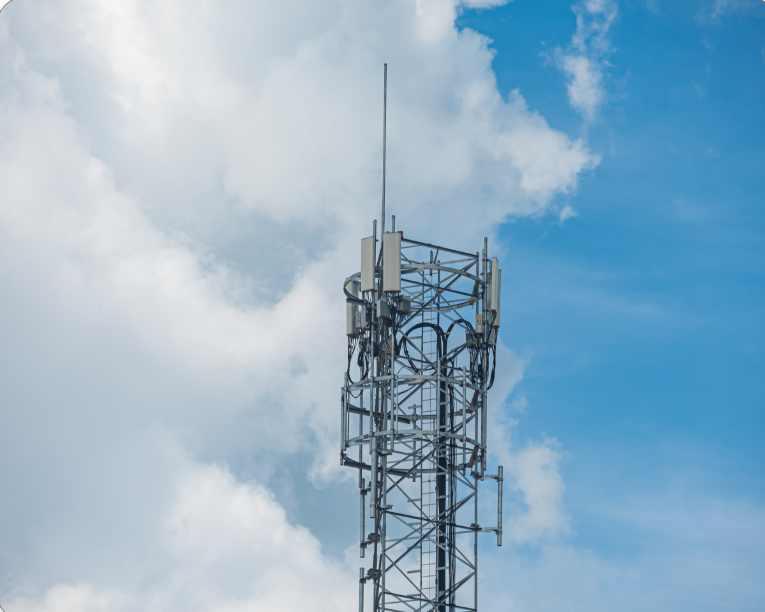 amazing-beautiful-sky-with-clouds-with-antenna amazing-beautiful-sky-with-clouds-with-antenna